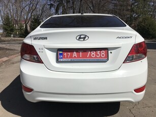 Продам Hyundai Accent, 2012