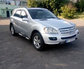 Продам Mercedes-Benz ML 350 в г. Нововолынск, Волынская область 2007 года выпуска за 10 900$