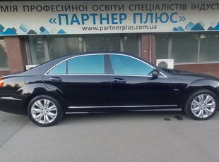 Продам Mercedes-Benz S 500 Long в Киеве 2012 года выпуска за 23 000$