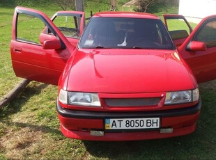 Продам Opel Vectra 1.6 MT (75 л.с.), 1991