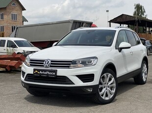 Продам Volkswagen Touareg в Луцке 2017 года выпуска за 42 000$