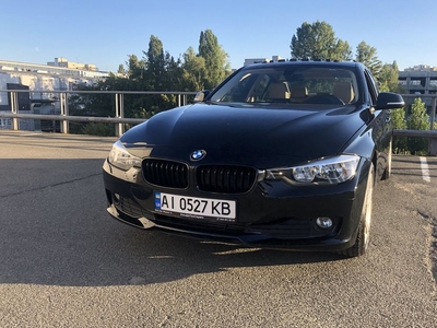 Продам BMW 320 в Киеве 2013 года выпуска за 13 300$