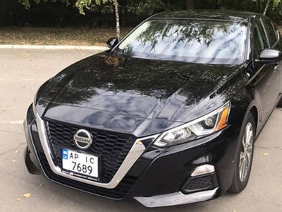 Продам Nissan Altima в Запорожье 2019 года выпуска за 17 500$