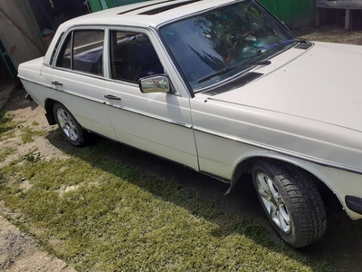 Продам Mercedes-Benz 200 в г. Снятин, Ивано-Франковская область 1984 года выпуска за 1 400$