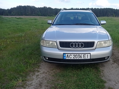 Audi A4 B5 2000 1.6 бензин універсал