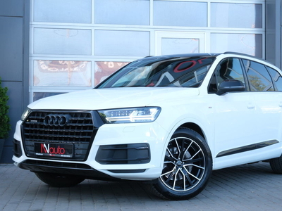Продам Audi Q7 в Одессе 2018 года выпуска за 42 900$