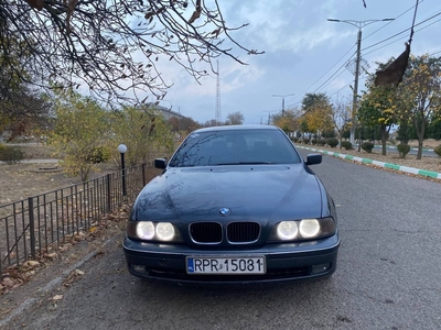 Продам BMW E39 525 tds