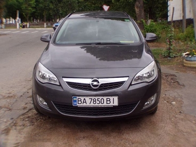 Продам Opel astra j, 2012