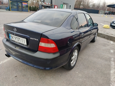 Opel vectra 1998р. 2.0