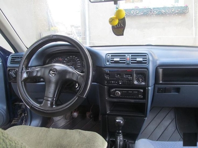 Продам Opel vectra a, 1995