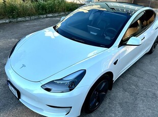 Продам Tesla Model 3 3 покоління в Днепре 2023 года выпуска за 27 700$