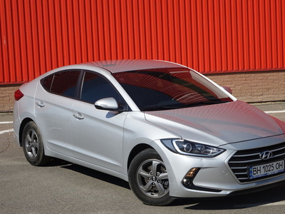 Продам Hyundai Elantra FULL в Одессе 2016 года выпуска за 13 499$