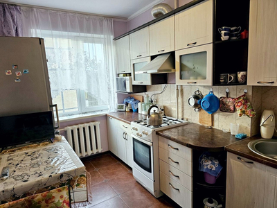 Продам уютную 3-к квартиру с ремонтом на Клочко, ул. Янтарная