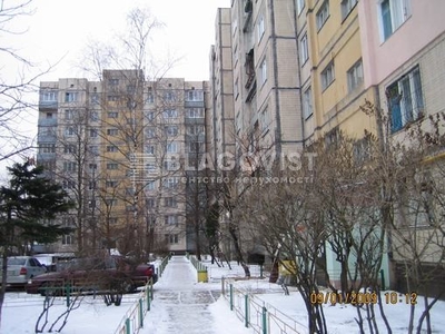 Трехкомнатная квартира ул. Озерная (Оболонь) 22 в Киеве R-53621 | Благовест