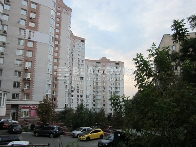 Двухкомнатная квартира долгосрочно ул. Руданского Степана 4-6 в Киеве G-721193