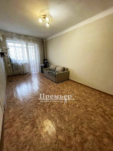 Продам двухкімнатну квартиру в Одессі