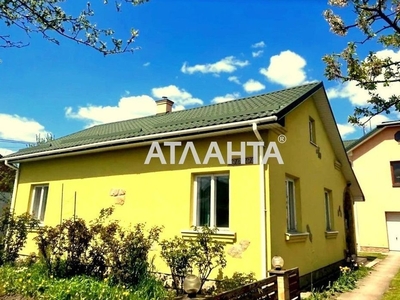 Продаж двох капітальних будинків на одній території в Рясне