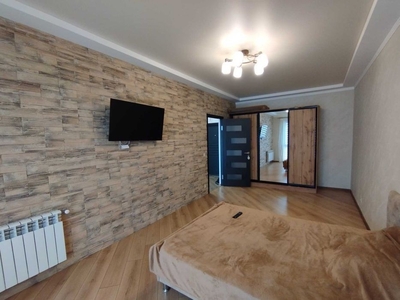 Продається 1-кімнатна квартира, вул. Заньковецької Код: 11675
