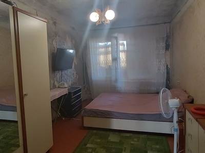 Продам 3 кімнатну квартиру Комунарівський р-н