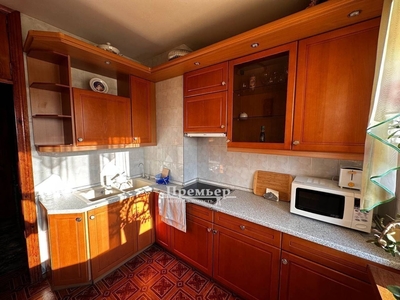 Продажа 4-комнатной квартиры 84 м², Люстдорфская дор.
