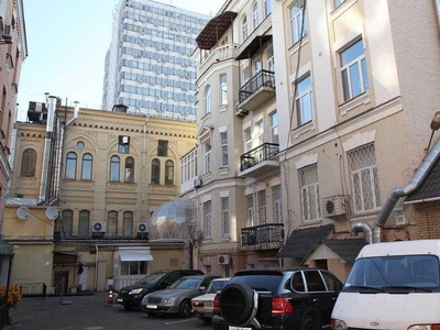 Продажа квартиры ул. Шота Руставели 15б в Киеве