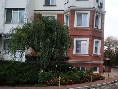 Квартира в лучшем районе Одессы на ул. Довженко в доме Каркашадже!