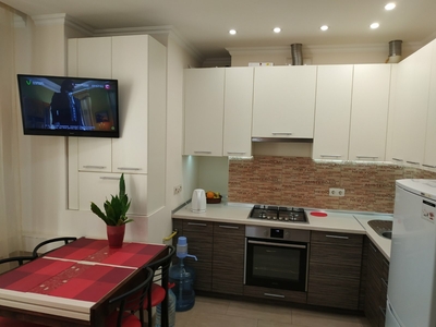 Продажа 1-комнатной квартиры 43 м², Боголюбова ул., 12