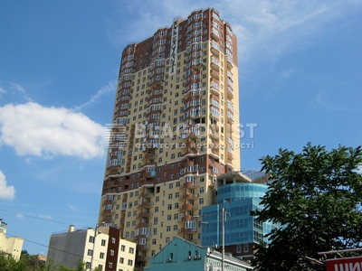 Двухкомнатная квартира долгосрочно ул. Жилянская 118 в Киеве R-9885