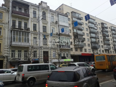 Трехкомнатная квартира ул. Саксаганского 15 в Киеве A-115028