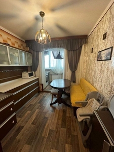 2х комнатная квартира с тремя лоджиями на Днепродороге