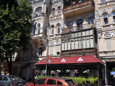 Двухкомнатная квартира ул. Андреевская 9 в Киеве H-7249