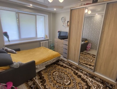 Продам квартиру комнаты продам 10 кв.м, Одесса, Малиновский р-н, Маршала Малиновского