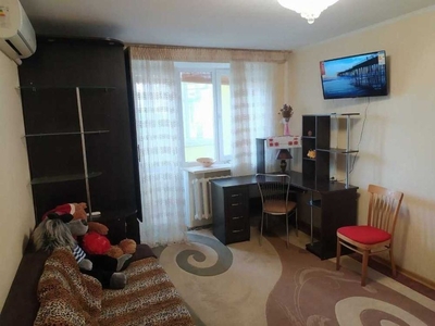 Продам 1 комнатную квартиру, 40 м. кв, Красный Камень/Покровский