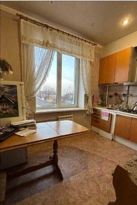 Продам 2х комнатную квартиру на Холодной Горе в кирпичном доме