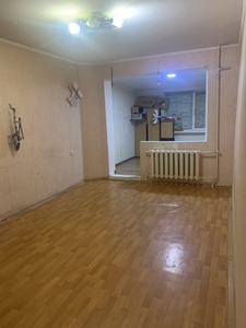 2-х комнатная квартира под коммерческую деятельность на Космонавтов.