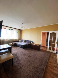 Сдам 2-комнатную квартиру с ремонтом на Академика Королёва.
