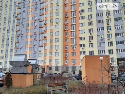 Продаж 3к квартири 86 кв. м на вул. Петра Калнишевського 6