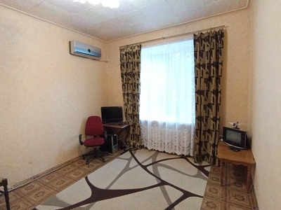 Продам 4-х комнатную Сталинку на Соцгороде