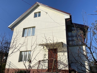 Продам будинок з садом по вул. Краматорській (р-н Цецино), т-во «Рута»