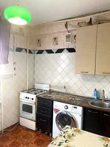 Продажа 3-комнатной квартиры 55 м², Среднефонтанская ул.