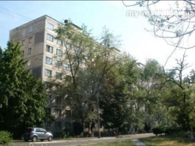 Продаж 3к квартири 68 кв. м на вул. Олександра Бойченка 10
