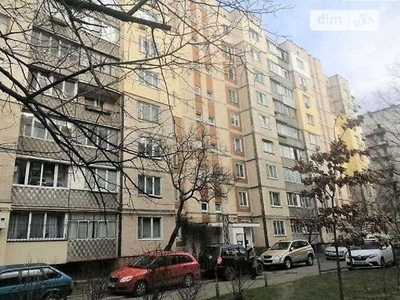 Продаж 3к квартири 68 кв. м на вул. Чистяківська 7
