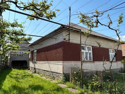 Мукачево, , продажа четырёхкомнатного дома 90 кв. м., 36 соток, район ...