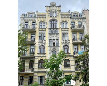 Купить 4-комнатную квартиру Малопідвальна 10, в Киеве на вторичном рынке за 410 000$ на Address.ua ID57367962