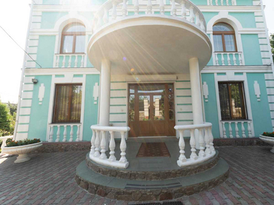 долгосрочная аренда 5-к дом Киев, Подольский, 2500 $/мес.