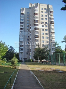 Четырехкомнатная квартира долгосрочно ул. Котельникова Михаила 13 в Киеве G-704889 | Благовест