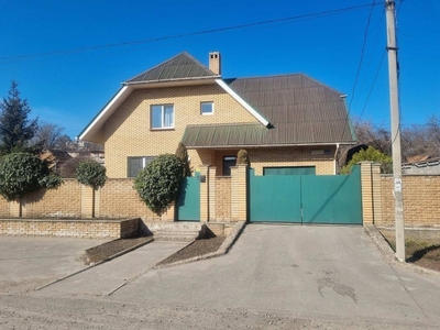 Продам дом на Кривбассовской Ц-Городской р-н