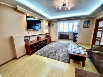 Продажа 3-комнатной квартиры 91 м², Литовская ул.