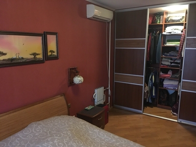 Продажа 3-комнатной квартиры 70 м², Валерьяновская ул., 24Г