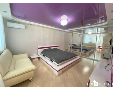 Купить 3-комнатную квартиру ул. Урловская 23б, в Киеве на вторичном рынке за 130 000$ на Address.ua ID57384005